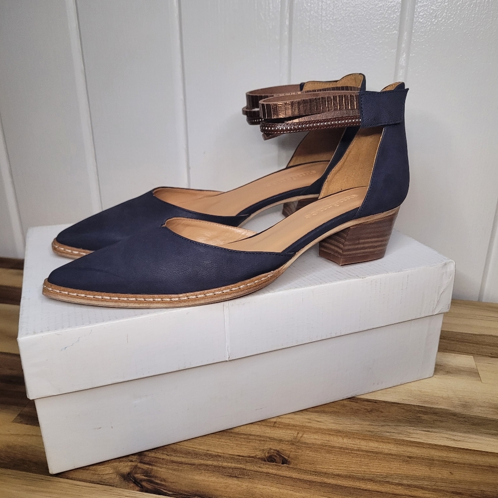 NEW Sundance Womens Size 5.5 Navy Blue Suede Alyssa Shoes w Bronze Ankle Straps